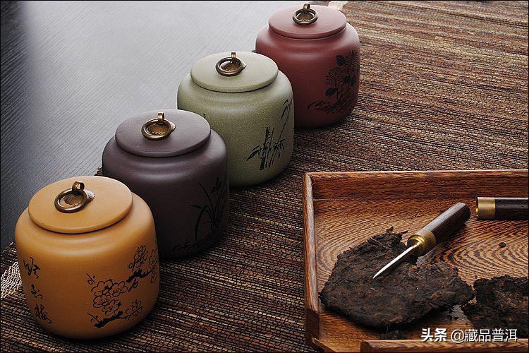 紫砂罐适合存放普洱茶吗？用什么容器存茶更好？